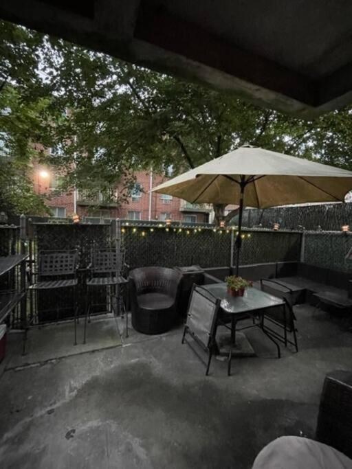 Brooklyn Luxury Spring Retreat With Private Outdoor Space New York Exteriér fotografie